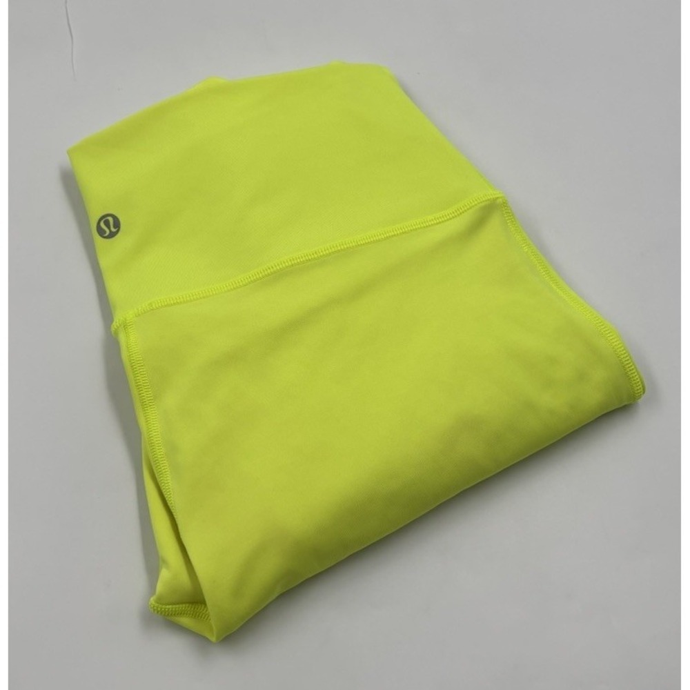 Lululemon Women's 8 Polyester Neon Green Athletic Ankle Leggings